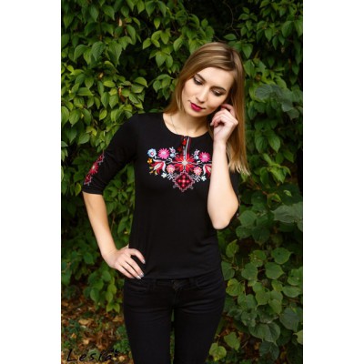 Embroidered t-shirt with 3/4 sleeves "Forest Song" pink on black